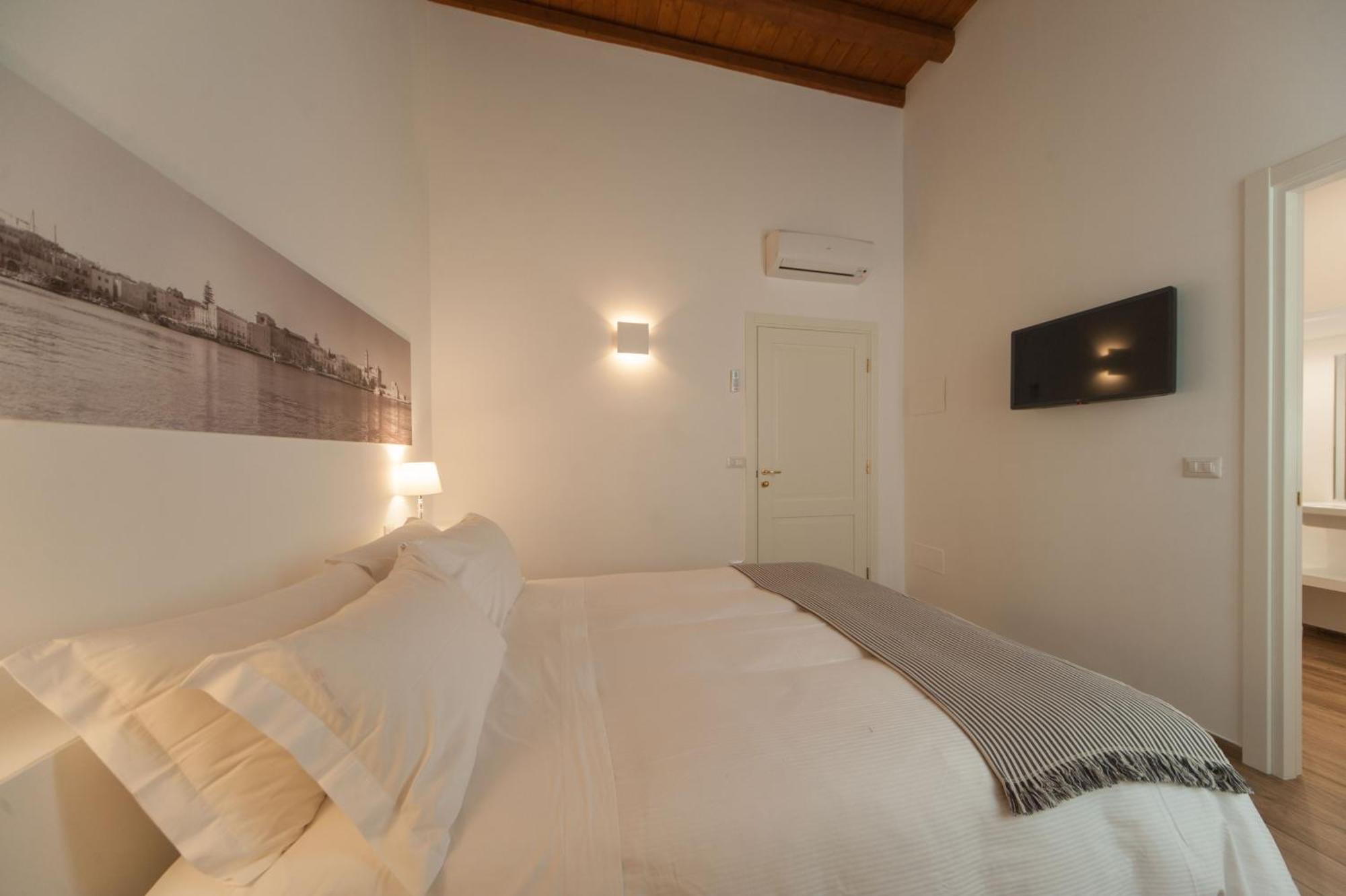 La Soffitta Covelli Bed and Breakfast Trani Eksteriør billede