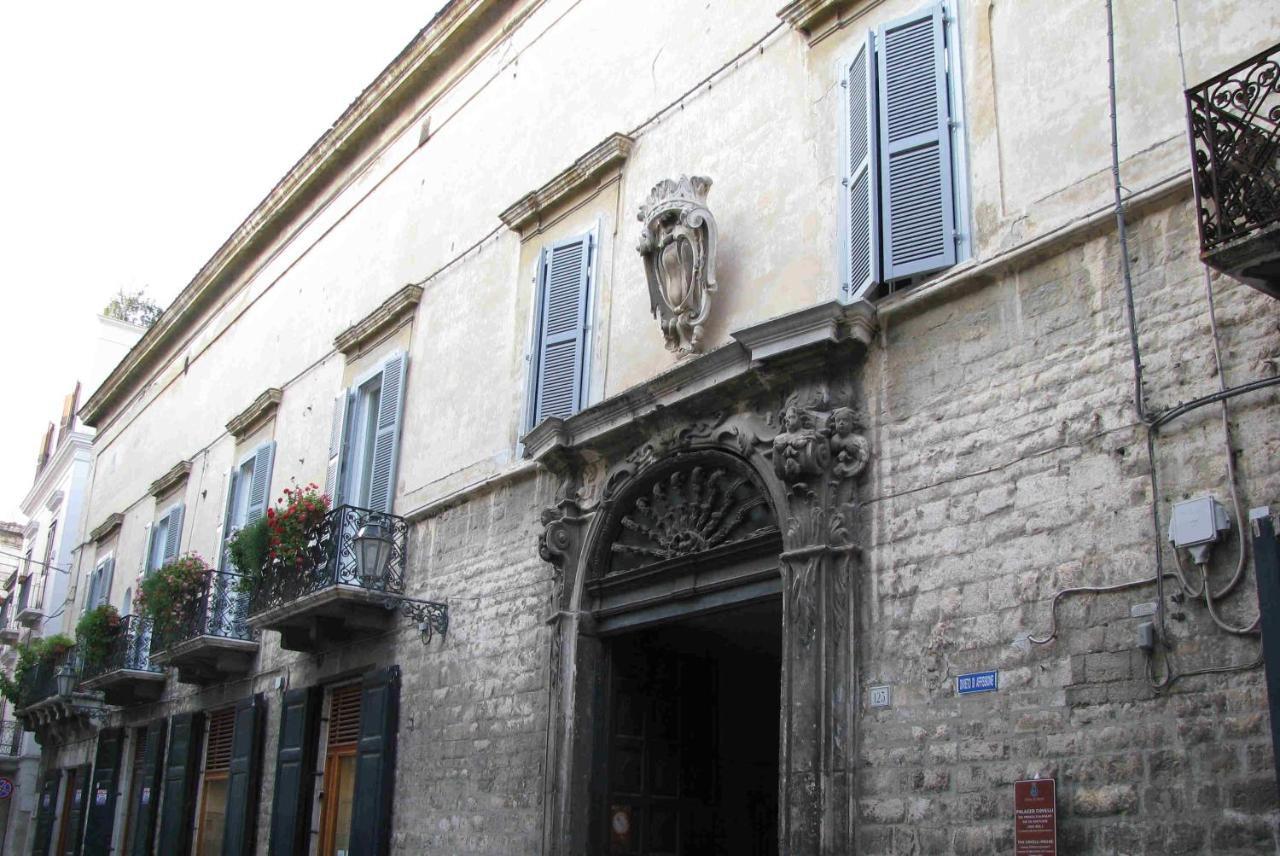 La Soffitta Covelli Bed and Breakfast Trani Eksteriør billede